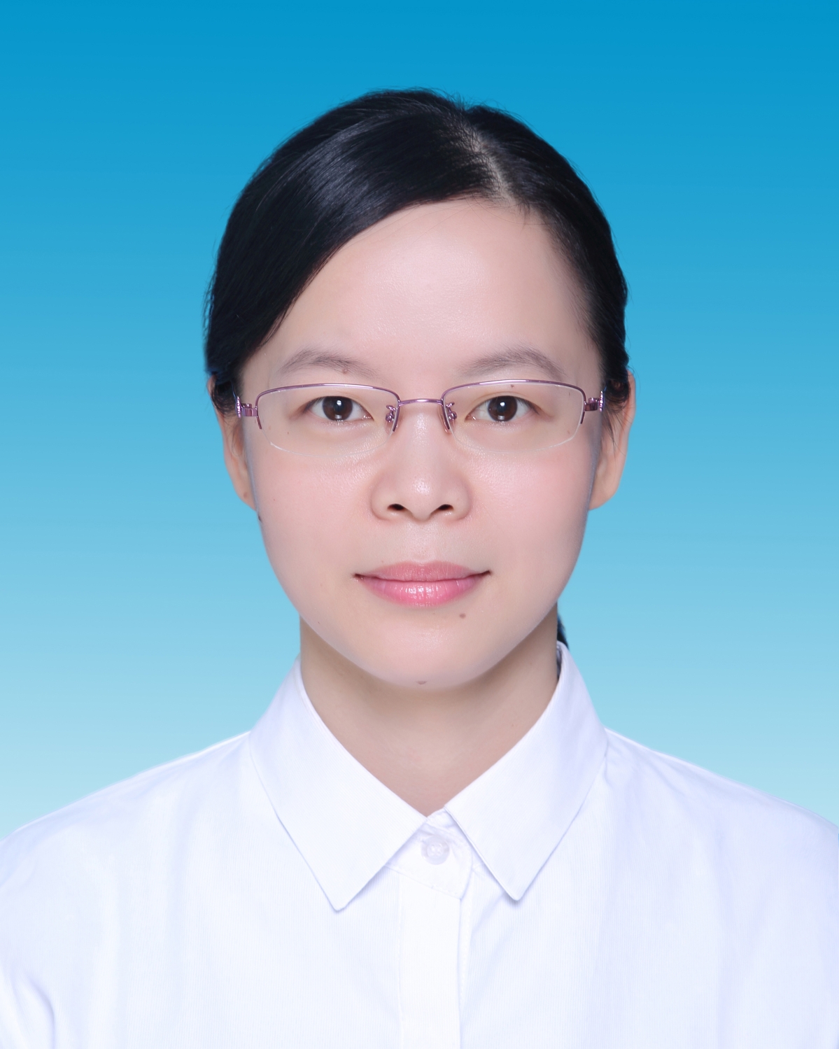 潘娜紅